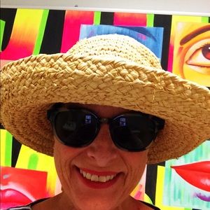 Meet your Posher, Lana